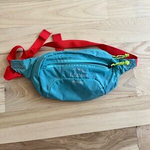 L.L.Bean Stowaway Hip Pack Teal Green